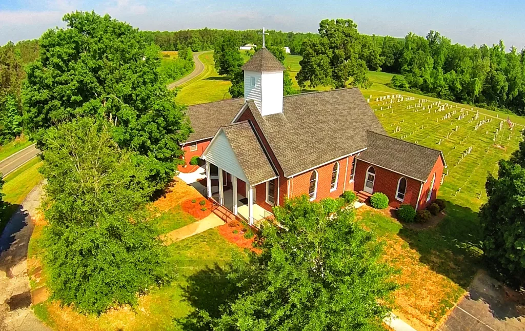 outside view of shiloh methodist church in liberty nc